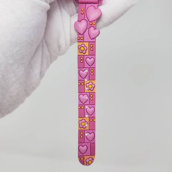 Vintage Disney Minnie Mouse Pink Hearts Watch - Picture 7 of 13